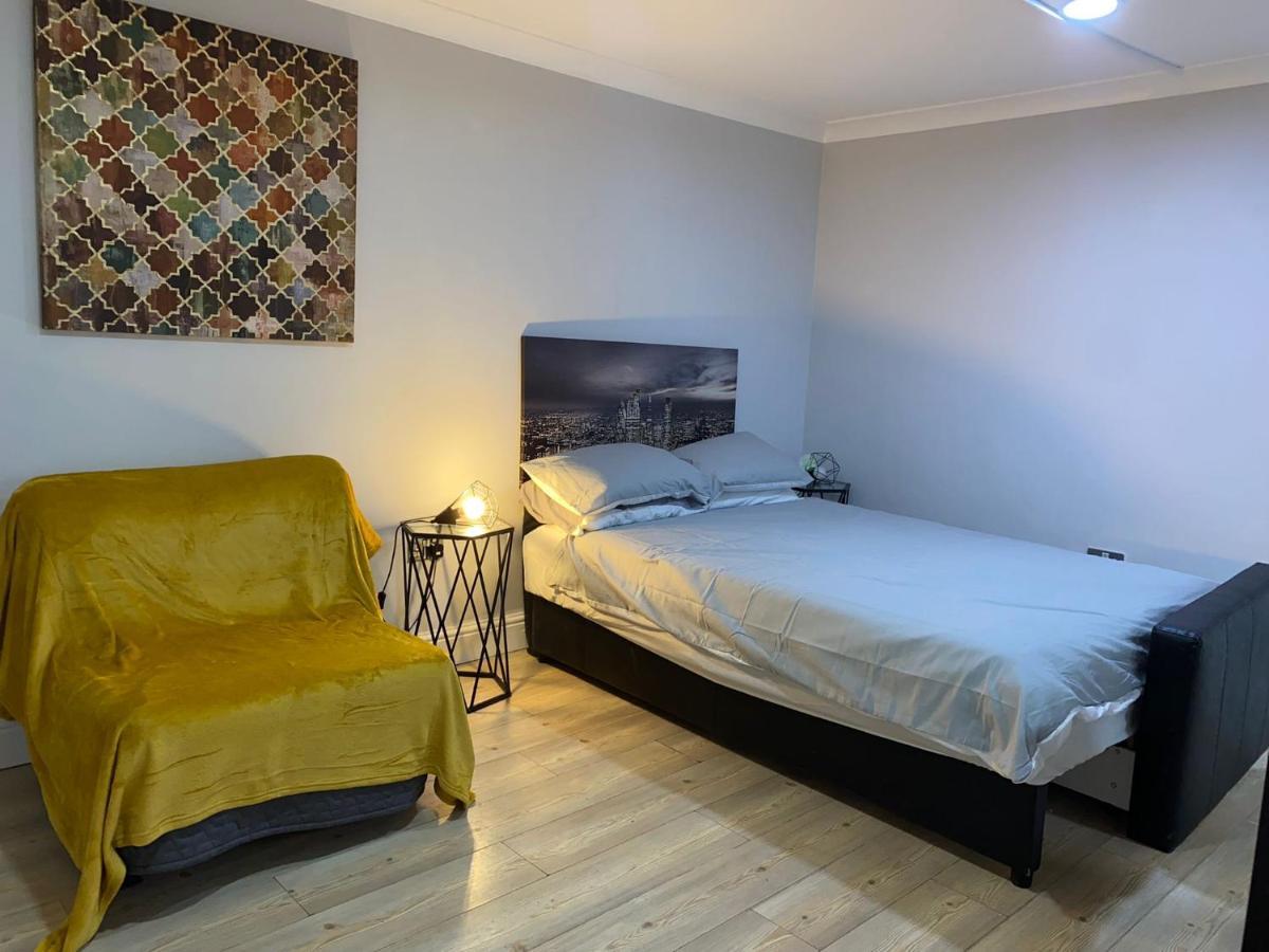 Dodi Aparts London, Near Stratford Close To Tube Station London